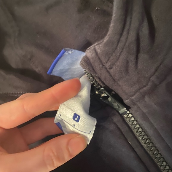 Nike zip up sweatshirt - Picture 3 of 3